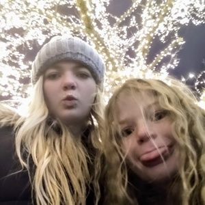 Meet your Posher, Leah